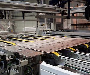 Solar Industry Capital Spending Hits Seven-Year Low in 2013