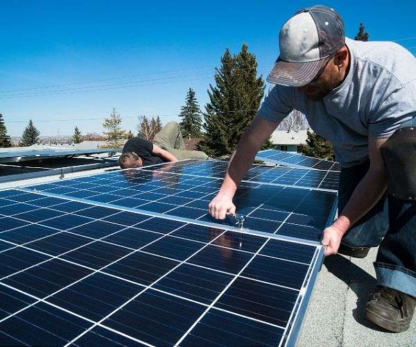 HUD to fund $100M clean energy renovations for 1,500 low-income homes