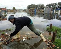 S.Africa inventions aim to stop slum fires, floods