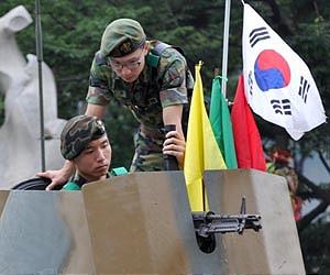 US bolsters forces in South Korea with armored unit