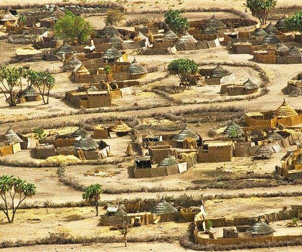 Sudan warring sides make humanitarian pledge without truce