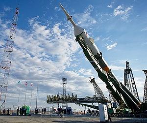 Russia sets first post-crash manned flight for November
