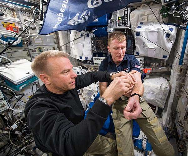 NASA Expands Collaboration with Commercial Partners on Space Station Medical Protocols