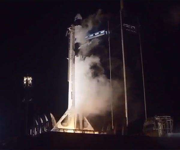 SpaceX to test-fire rocket ahead of Axiom-1 private astronaut mission