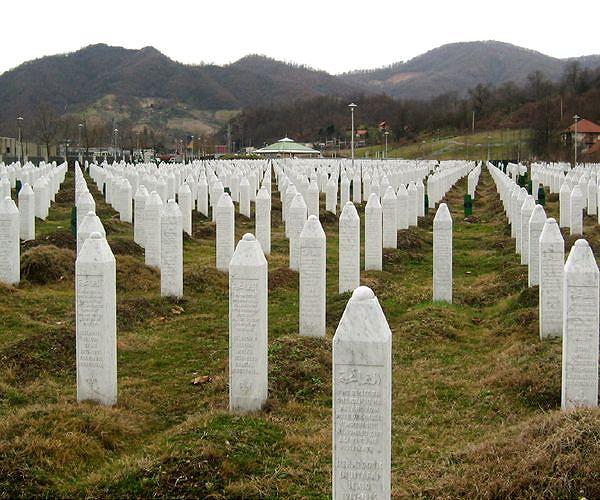 More genocide victims buried on Srebrenica anniversary