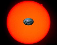 Stretched-out solid exoplanets