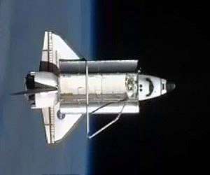 Poor weather could delay Endeavour's return