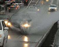 Flooding, traffic chaos as heavy rains lash Sydney