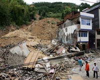 Taiwan scrambles to rescue 1,000 from landslide villages