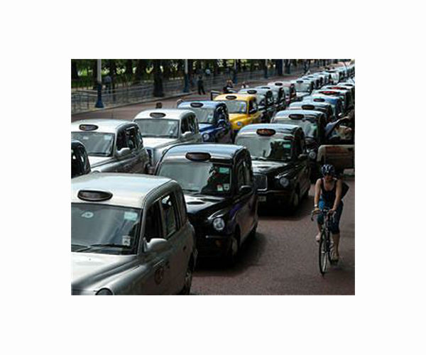 UK switch to four-day week could 'slash emissions': study