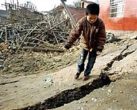 Rescuers Rush To China Quake Scene
