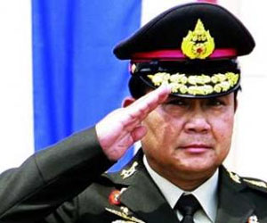 Thai army chief opposes change to royal insult law