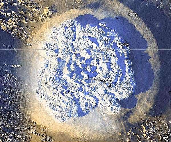 Huge Tonga volcanic eruption caused 'significant damage'