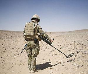 Detector may tell buried bombs from junk