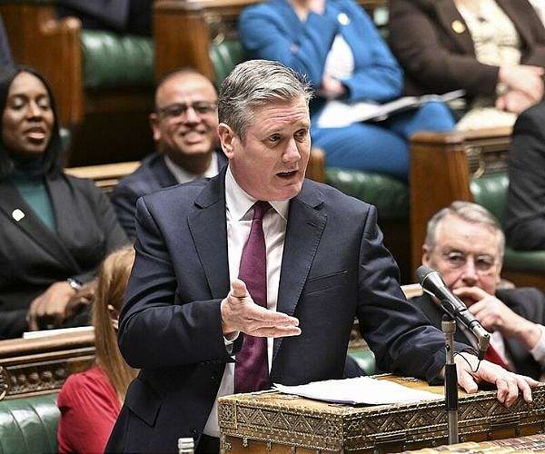Starmer to urge Europe to 'bear down' on Putin at landmark talks