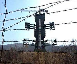 N. Korea removes rocket from launch pad: report