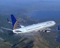 United Air bars girls with leggings, ignites Twitter storm