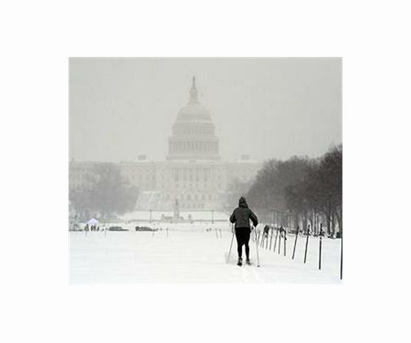 Major storm to hit northeastern US after dumping snow on capital