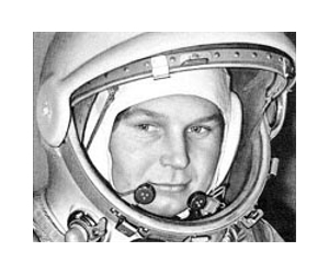 Last legends of early space flight laud Gagarin