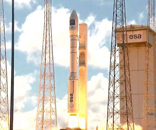 Arianespace Vega to launch 3 EO sats for French military