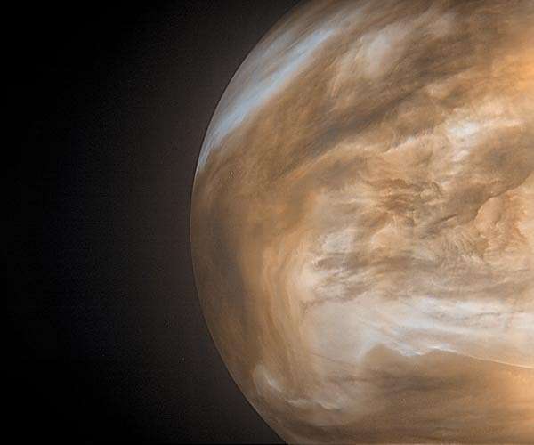 New study offers insight into how Venus cools