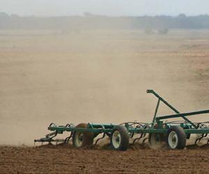 Agricultural bacteria: Blowing in the wind