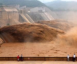 Flood-triggered landslide in China leaves 21 missing