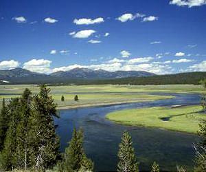 Research aims to settle debate over origin of Yellowstone volcano