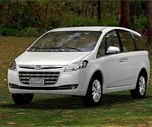 Taiwan carmaker touts new luxury sedan in China
