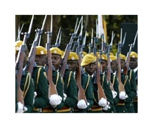 Army, police shadow looms over Zimbabwe polls