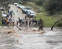 Text messages aim to save lives in flood-prone Africa